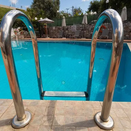 Aphrodite Aparthotel *